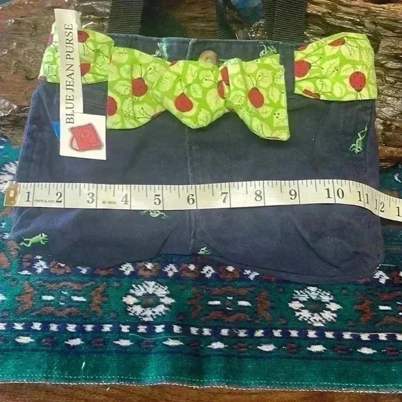 Homemade, darling purse with ladybugs and frogs. Can’t get any cuter than this! - Picture 11 of 12